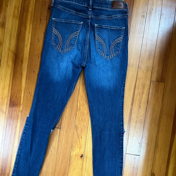 Hollister - Denim High Rise Super Skinny Jeans - Picture 3 of 5